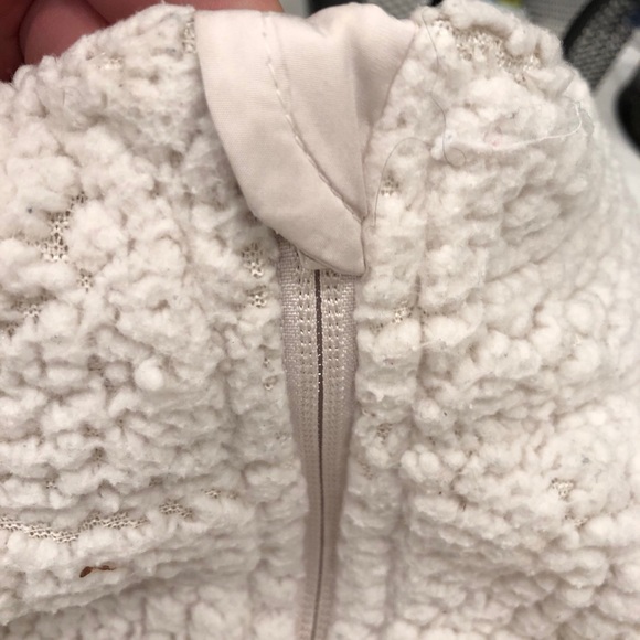 Warm, soft and cozy jacket . One spot on pocket . - Picture 9 of 16